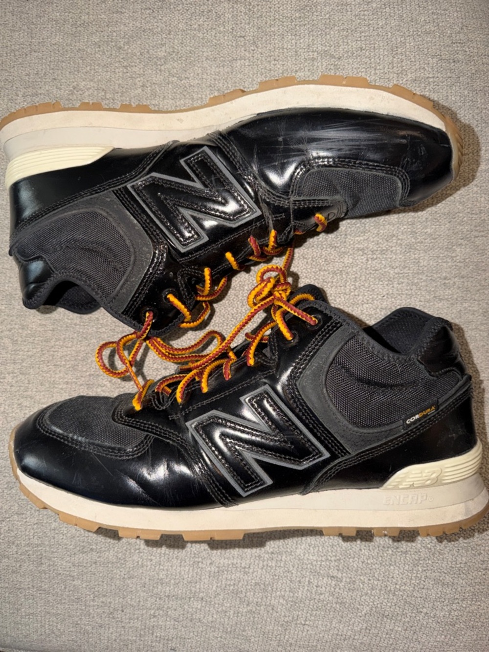 New Balance 574H Black leather Sneakers with Gum Sole